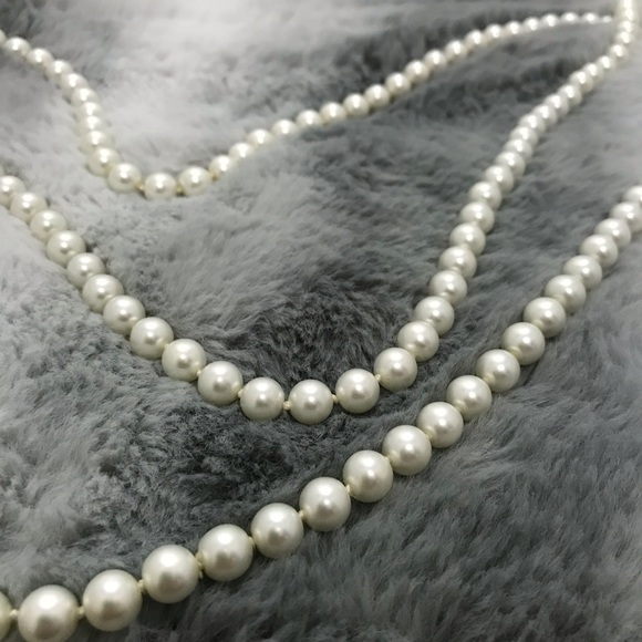 Jewelry - Long Pearl Necklace